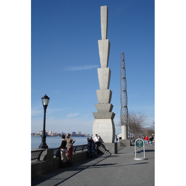 รูปถ่าย สหรัฐอเมริกา(United States) นิวยอร์ก(New York) สวน  แบตเตอรี่(Battery Park) 2006-03 26