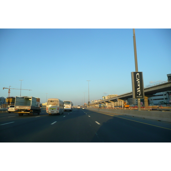 รูปถ่าย สหรัฐอาหรับเอมิเรตส์(United Arab Emirates) ดูไบ(Dubai) จุมัยเราะห์(Jumeirah) 2009-01 30