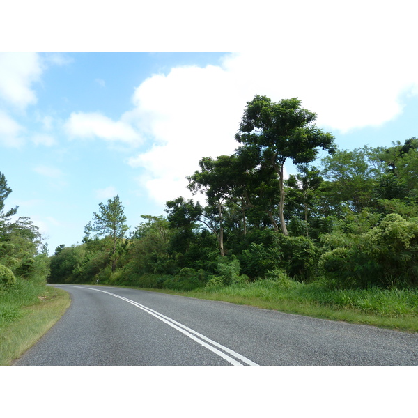 รูปถ่าย ฟิจิ(Fiji) ถนนจากนาดีไปนาตาโดลา(Nadi to Natadola road) 2010-05 16
