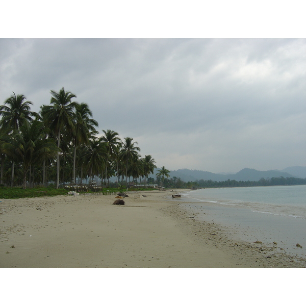 รูปถ่าย ไทย(Thailand) เขาหลัก(Khao Lak) หาดบางสัก(Bang Sak Beach) 2005-12 19