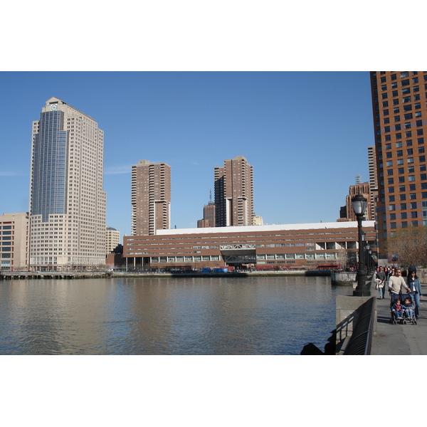 รูปถ่าย สหรัฐอเมริกา(United States) นิวยอร์ก(New York) สวน  แบตเตอรี่(Battery Park) 2006-03 6