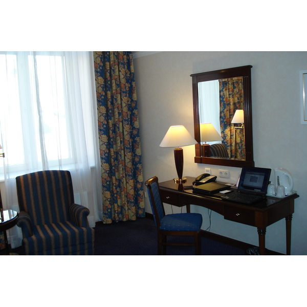 รูปถ่าย รัสเซีย(Russia) เซนต์ปีเตอร์สเบิร์ก(St Petersburg) โรงแรมแรดิสัน เอสเอเอส รอยัล(Radisson SAS Royal Hotel) 2006-03 7