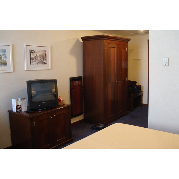รูปถ่าย รัสเซีย(Russia) เซนต์ปีเตอร์สเบิร์ก(St Petersburg) โรงแรมแรดิสัน เอสเอเอส รอยัล(Radisson SAS Royal Hotel) 2006-03 0