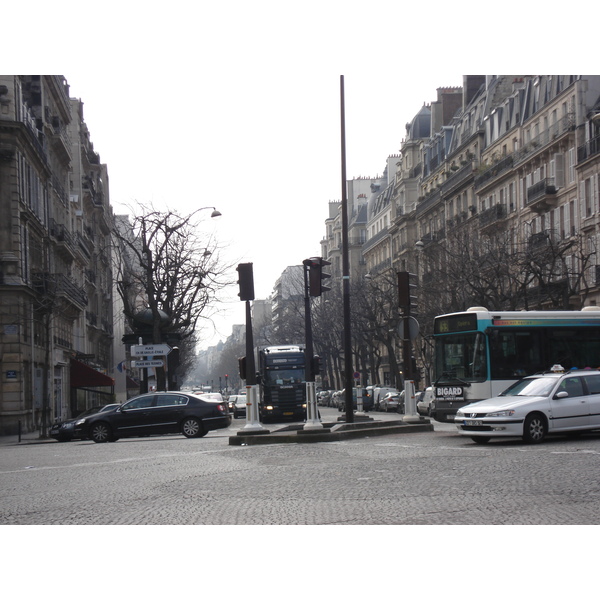 รูปถ่าย ฝรั่งเศส(France) ปารีส(Paris) คุ้มที่ 17 (17th Arrondissement) จัตุรัสวากราม(Place Wagram) 2006-03 2