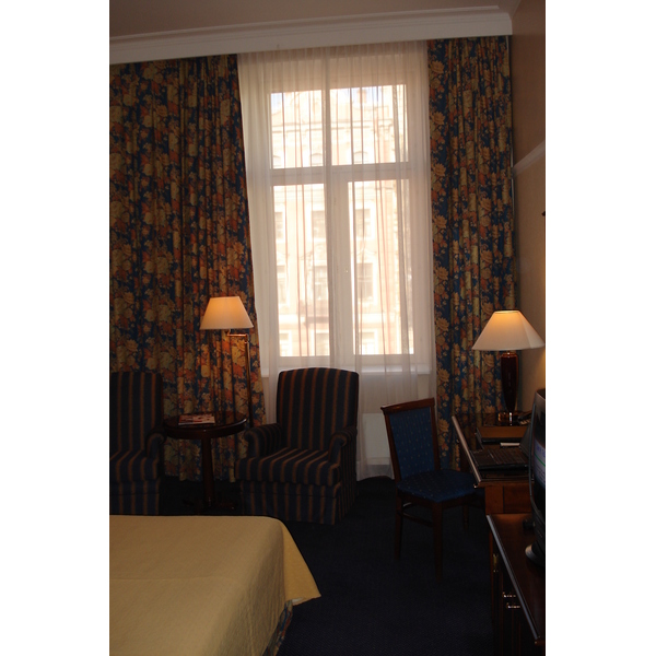 รูปถ่าย รัสเซีย(Russia) เซนต์ปีเตอร์สเบิร์ก(St Petersburg) โรงแรมแรดิสัน เอสเอเอส รอยัล(Radisson SAS Royal Hotel) 2006-03 9