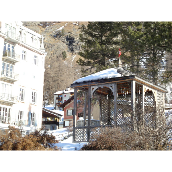 รูปถ่าย สวิสเซอร์แลนด์(Switzerland) ปองเทรซีน่า(Pontresina) 2007-01 156