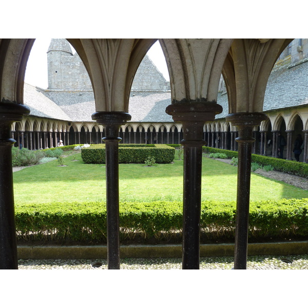 รูปถ่าย ฝรั่งเศส(France) มงแซ็งมีแชล(Mont St Michel) ระเบียงคดแอบบีมงแซ็งมีแชล(Mont St Michel Abbey Cloister) 2010-04 37