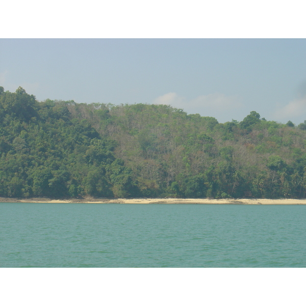 รูปถ่าย พม่า(Myanmar) มะริด(Myeik (Mergui)) 2005-01 194