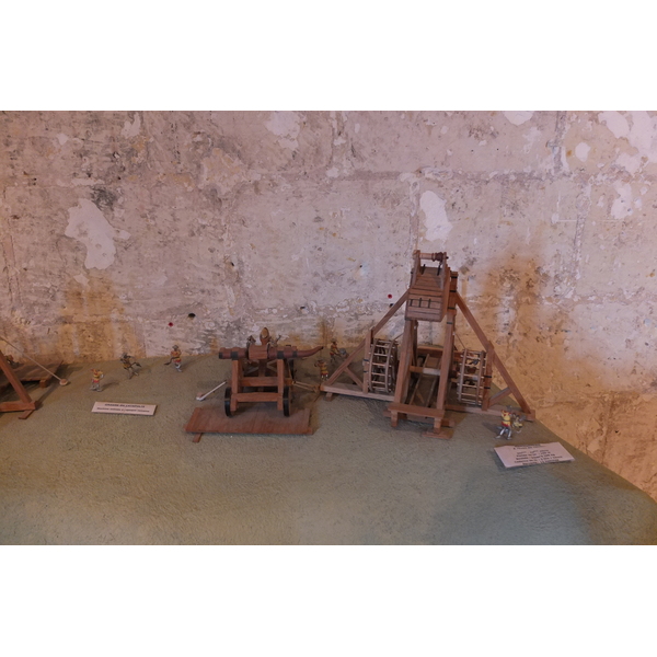 รูปถ่าย ฝรั่งเศส(France) ปราสาทลอช(Loches Castle) 2013-01 40
