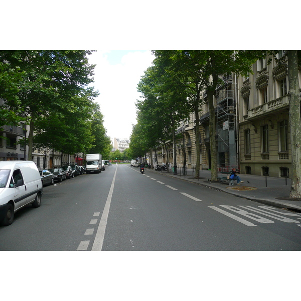 รูปถ่าย ฝรั่งเศส(France) ปารีส(Paris) ถนนนีเยล(Avenue Niel) 2007-06 10