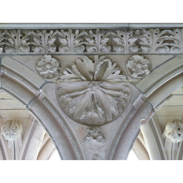 รูปถ่าย ฝรั่งเศส(France) มงแซ็งมีแชล(Mont St Michel) ระเบียงคดแอบบีมงแซ็งมีแชล(Mont St Michel Abbey Cloister) 2010-04 9