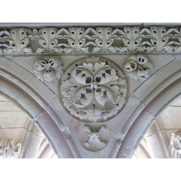 รูปถ่าย ฝรั่งเศส(France) มงแซ็งมีแชล(Mont St Michel) ระเบียงคดแอบบีมงแซ็งมีแชล(Mont St Michel Abbey Cloister) 2010-04 55