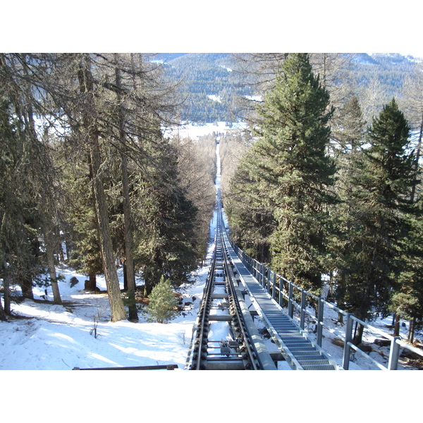 รูปถ่าย สวิสเซอร์แลนด์(Switzerland) มุตตัสมูรากล์(Muottas Muragl) 2007-01 3
