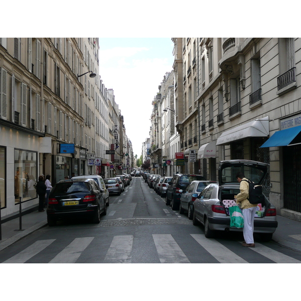 รูปถ่าย ฝรั่งเศส(France) ปารีส(Paris) คุ้มที่ 17 (17th Arrondissement) ถนนวากราม(Avenue de Wagram) 2007-05 45