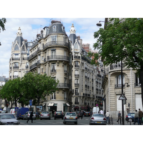 รูปถ่าย ฝรั่งเศส(France) ปารีส(Paris) คุ้มที่ 17 (17th Arrondissement) ถนนวากราม(Avenue de Wagram) 2007-05 48