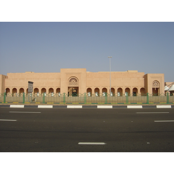 รูปถ่าย สหรัฐอาหรับเอมิเรตส์(United Arab Emirates) อาเลอิน(Al Ain) 2005-03 36
