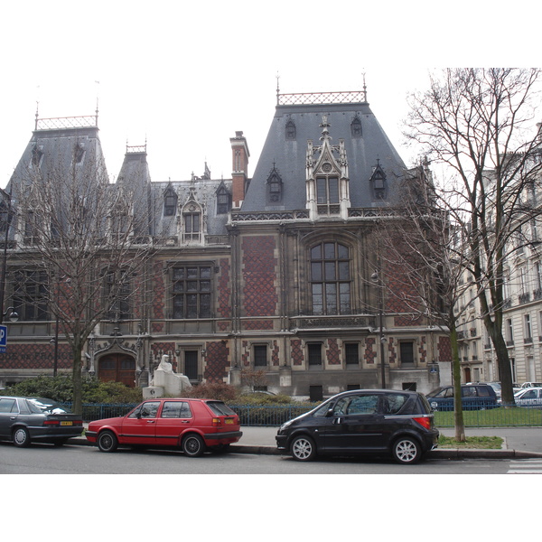 รูปถ่าย ฝรั่งเศส(France) ปารีส(Paris) คุ้มที่ 17 (17th Arrondissement) ปลาส  มาเลแอร์บ(Place Malesherbes) 2006-03 13