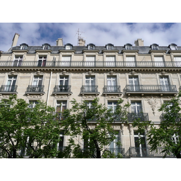 รูปถ่าย ฝรั่งเศส(France) ปารีส(Paris) คุ้มที่ 17 (17th Arrondissement) ถนนวากราม(Avenue de Wagram) 2007-05 54