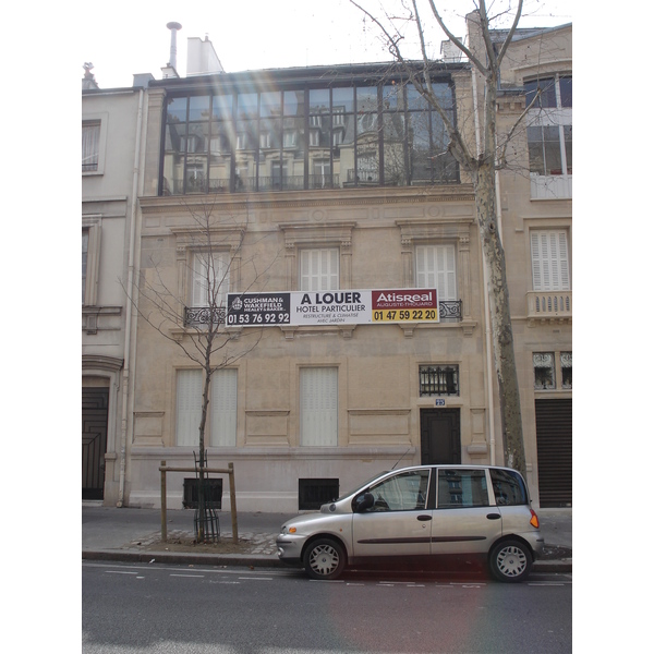 รูปถ่าย ฝรั่งเศส(France) ปารีส(Paris) คุ้มที่ 17 (17th Arrondissement) ปลาส  มาเลแอร์บ(Place Malesherbes) 2006-03 23