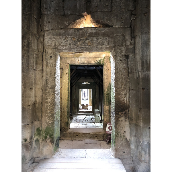 รูปถ่าย กัมพูชา(Cambodia) เสียมราฐ(Siem Reap) ปราสาทบันทายกุฎี(Banteay Kdei) 2023-01 29