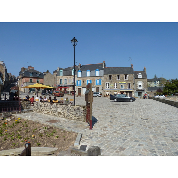 รูปถ่าย ฝรั่งเศส(France) ฟูแฌร์(Fougeres) 2010-04 38