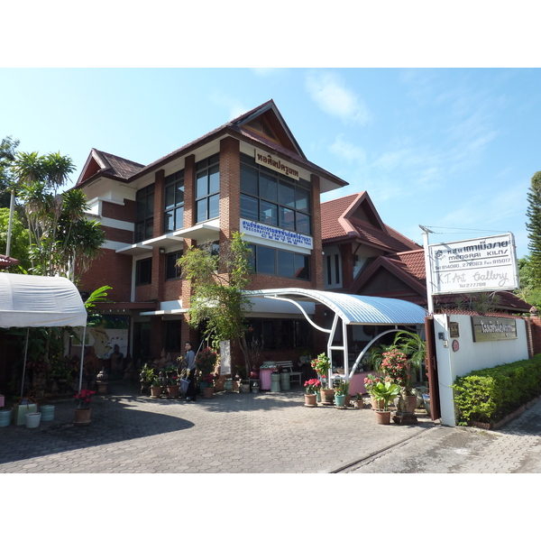 รูปถ่าย ไทย(Thailand) เชียงใหม่(Chiang Mai) ถนนสามล้าน(Sam Lan Road) 2009-12 28