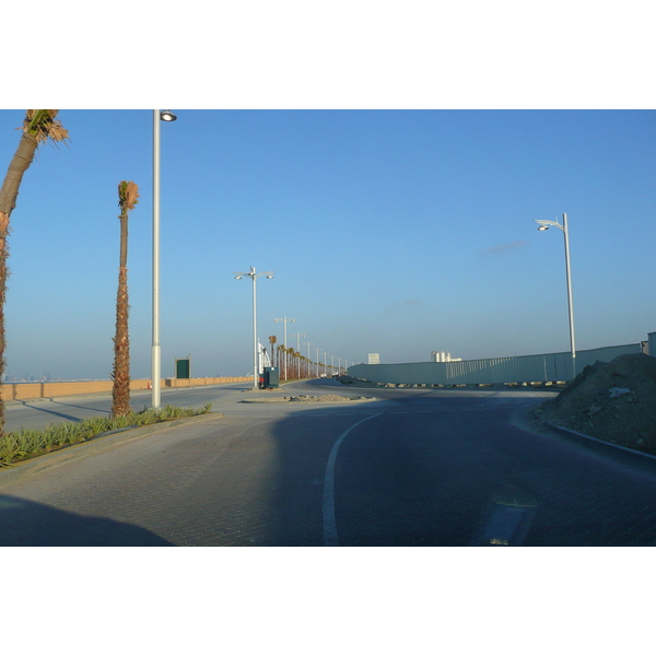 รูปถ่าย สหรัฐอาหรับเอมิเรตส์(United Arab Emirates) ดูไบ(Dubai) ปาล์มจุมัยเราะห์(Palm Jumeirah) 2009-01 34
