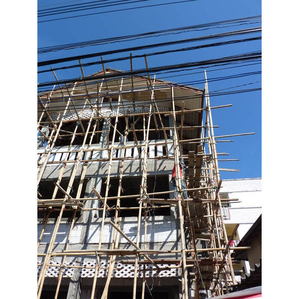 รูปถ่าย ไทย(Thailand) เชียงใหม่(Chiang Mai) ถนนสามล้าน(Sam Lan Road) 2009-12 22