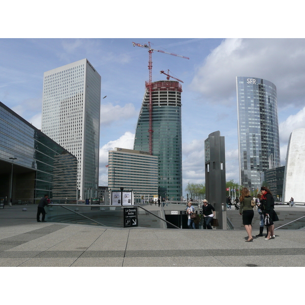รูปถ่าย ฝรั่งเศส(France) ปารีส(Paris) ลาเดฟ็องส์(La Defense) 2007-05 153