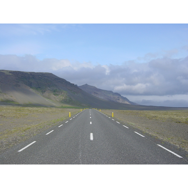 รูปถ่าย ไอซ์แลนด์(Iceland) ถนนหมายเลข 1 จากโยกุลซาร์เลานไปวีก(Road 1 Jokulsarlon to vik) 2003-06 48
