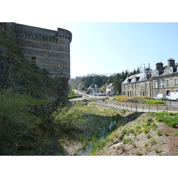 รูปถ่าย ฝรั่งเศส(France) ฟูแฌร์(Fougeres) 2010-04 20