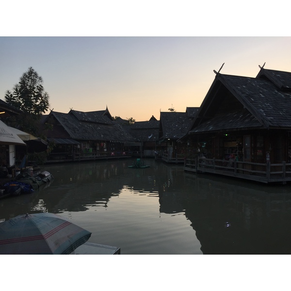รูปถ่าย ไทย(Thailand) พัทยา(Pattaya) ตลาดน้ำ(Floating Market) 2014-12 1