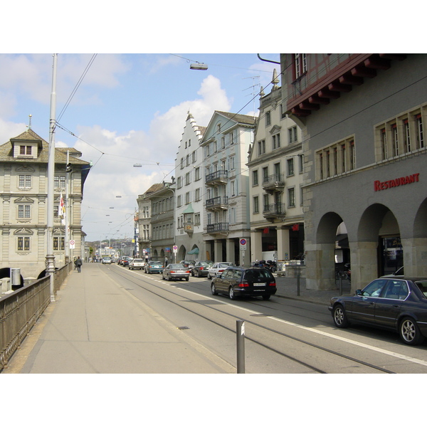 รูปถ่าย สวิสเซอร์แลนด์(Switzerland) ซูริค(Zurich) 2002-04 22