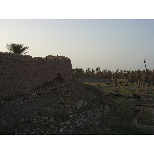 รูปถ่าย โอมาน(Oman) มาฮาดา(Mahada) 2005-03 10