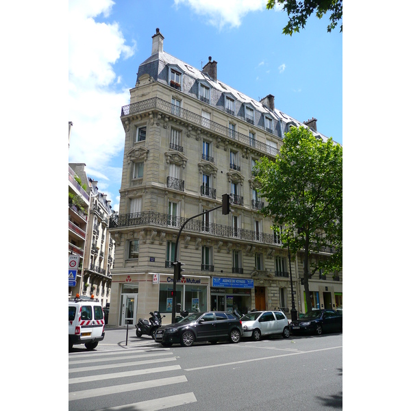 รูปถ่าย ฝรั่งเศส(France) ปารีส(Paris) ถนนนีเยล(Avenue Niel) 2007-06 64