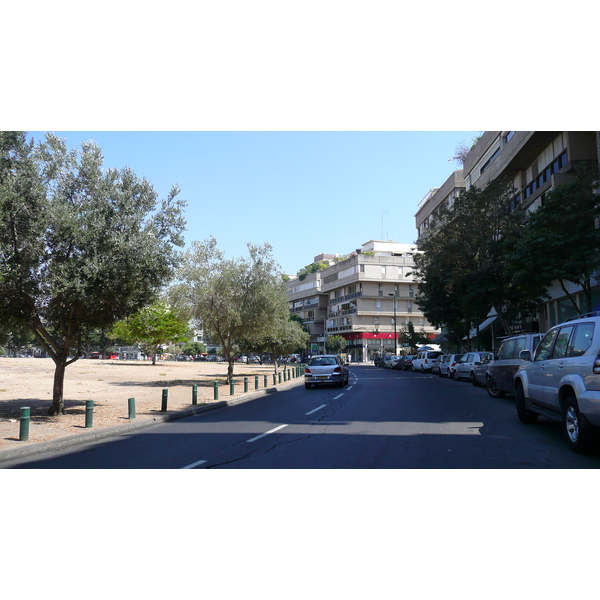 รูปถ่าย อิสราเอล(Israel) เทลอาวีฟ(Tel Aviv) จัตุรัสกิการ์ฮาเมดีนา(Kikar Hamedina) 2007-06 18