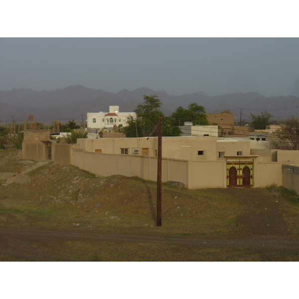 รูปถ่าย โอมาน(Oman) มาฮาดา(Mahada) 2005-03 7