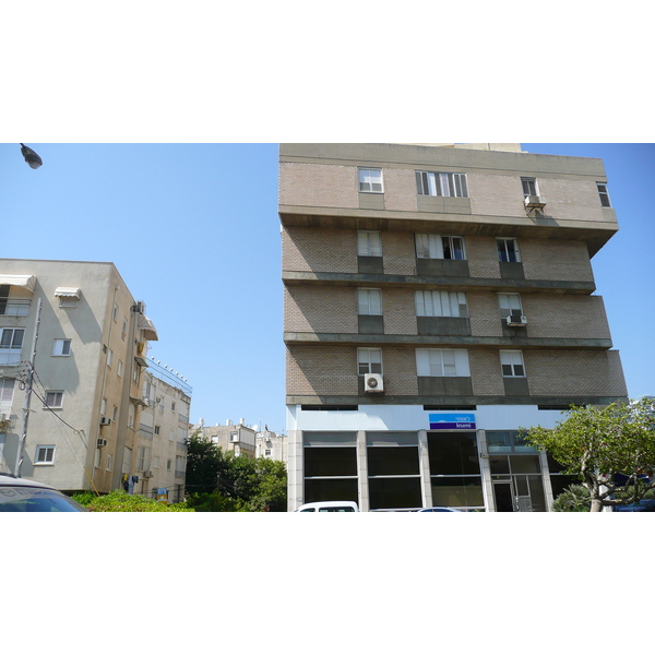 รูปถ่าย อิสราเอล(Israel) เทลอาวีฟ(Tel Aviv) ถนนจาบอตินสกี(Jabotinsky Street) 2007-06 17
