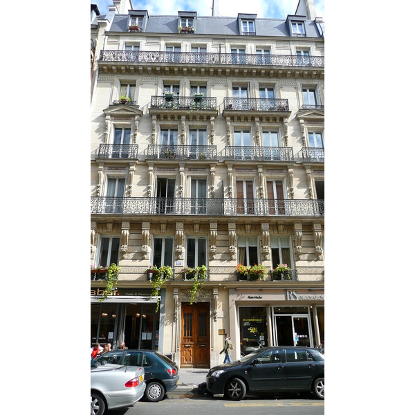 รูปถ่าย ฝรั่งเศส(France) ปารีส(Paris) คุ้มที่ 17 (17th Arrondissement) ถนนฌูฟรัว-ดาบ็อง(Rue Jouffroy d'Abbans) 2007-05 11