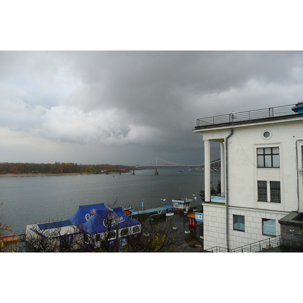 รูปถ่าย ยูเครน(Ukraine) เคียฟ(Kiev) แม่น้ำนีเปอร์(Dnipro river) 2007-11 17
