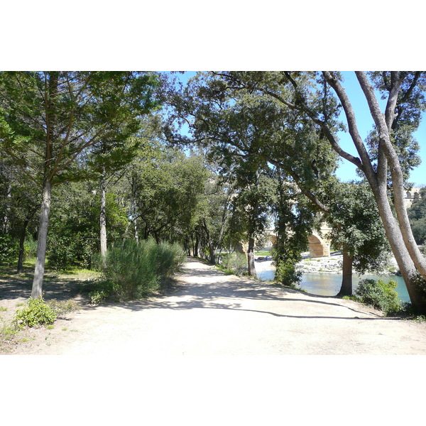 รูปถ่าย ฝรั่งเศส(France) สะพานปงดูการ์(Pont du Gard) 2008-04 10