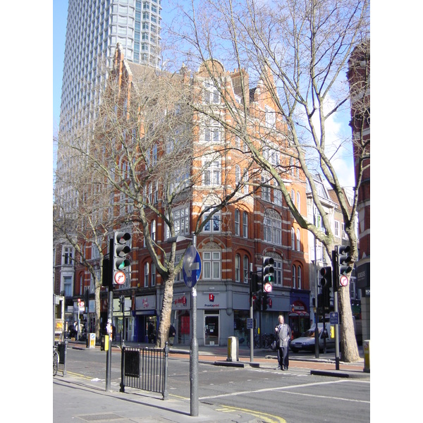 รูปถ่าย อังกฤษ(United Kingdom) ลอนดอน(London) 2002-02 73