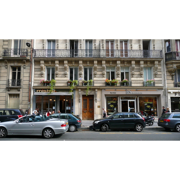 รูปถ่าย ฝรั่งเศส(France) ปารีส(Paris) คุ้มที่ 17 (17th Arrondissement) ถนนฌูฟรัว-ดาบ็อง(Rue Jouffroy d'Abbans) 2007-05 17