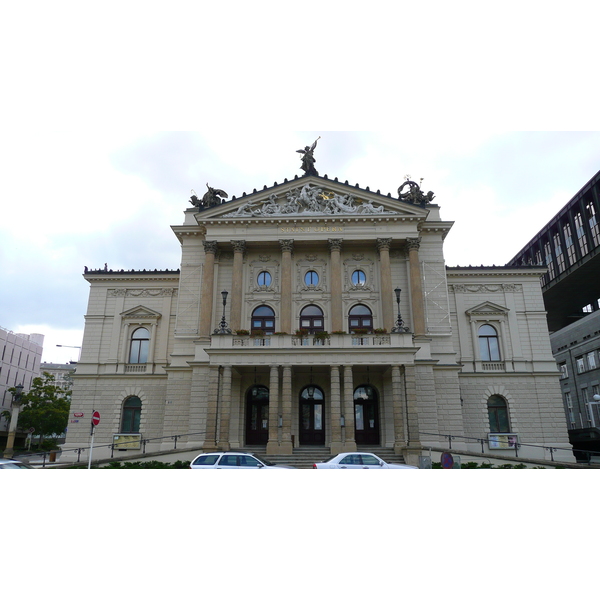 รูปถ่าย สาธารณรัฐเช็ก(Czech Republic) ปราก(Prague) วิลโซโนวา(Wilsonova) 2007-07 26