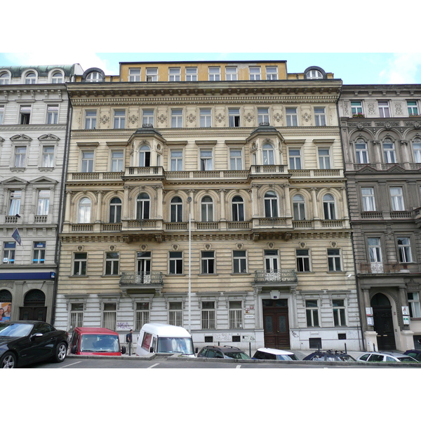 รูปถ่าย สาธารณรัฐเช็ก(Czech Republic) ปราก(Prague) วิลโซโนวา(Wilsonova) 2007-07 10