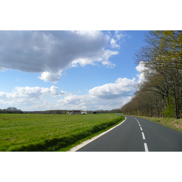 รูปถ่าย ฝรั่งเศส(France) อ็องบวซ(Amboise) ถนนจากเชอนงโซไปอ็องบวซ(Chenonceau to Amboise road) 2008-04 12