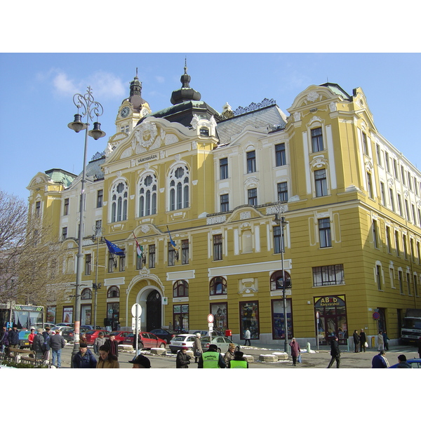 รูปถ่าย ฮังการี(Hungary) เปคส์(Pecs) 2005-03 58