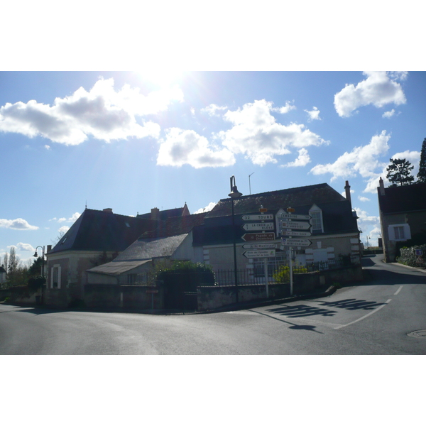 รูปถ่าย ฝรั่งเศส(France) อ็องบวซ(Amboise) ถนนจากเชอนงโซไปอ็องบวซ(Chenonceau to Amboise road) 2008-04 8