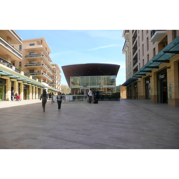 รูปถ่าย ฝรั่งเศส(France) แอ็กซ์-อ็อง-โพรว็องส์(Aix en Provence) แอ็กซ์ฝั่งตะวันตก(Aix West) 2008-04 51