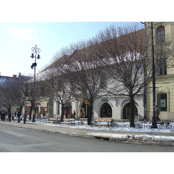 รูปถ่าย ฮังการี(Hungary) เปคส์(Pecs) 2005-03 84
